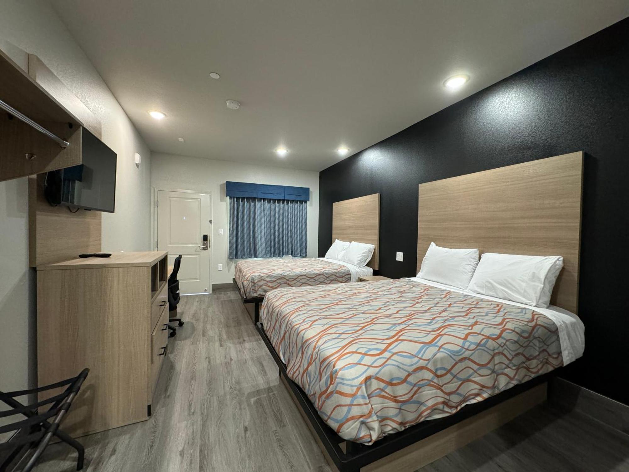 Crystal Inn Gessner- Near Sam Houston Racepark エクステリア 写真